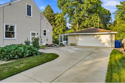148  Tower Dr, Port Washington, WI 53074 - Photo 32