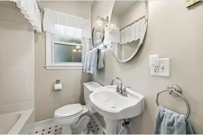 148  Tower Dr, Port Washington, WI 53074 - Photo 16