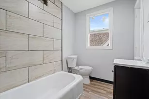 1322 W Concordia Ave, Milwaukee, WI 53206 - Photo 22