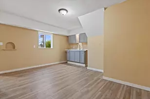 1322 W Concordia Ave, Milwaukee, WI 53206 - Photo 24