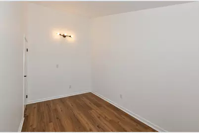 1631 W Edgerton Ave #L, Milwaukee, WI 53221 - Photo 16