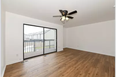 1631 W Edgerton Ave #L, Milwaukee, WI 53221 - Photo 8