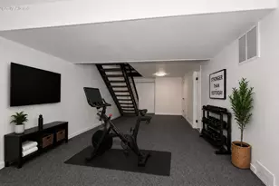 1631 W Edgerton Ave, Milwaukee, WI 53221 - Photo 40
