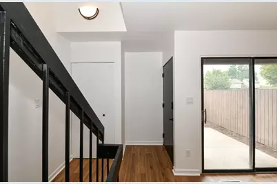 1631 W Edgerton Ave #L, Milwaukee, WI 53221 - Photo 8