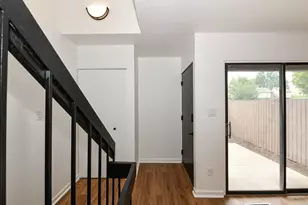 1631 W Edgerton Ave, Milwaukee, WI 53221 - Photo 8