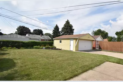 1923  Arlington Ave, Racine, WI 53403 - Photo 24