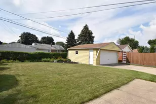 1923 Arlington Ave, Racine, WI 53403 - Photo 24