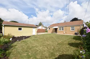 1923 Arlington Ave, Racine, WI 53403 - Photo 26