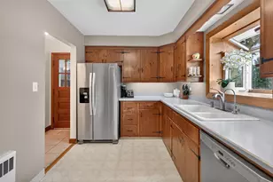 5106 Columbia Rd, Cedarburg, WI 53012 - Photo 14