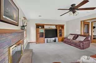 5106 Columbia Rd, Cedarburg, WI 53012 - Photo 6