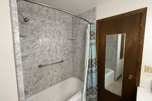 407 Glenview Ct, Fort Atkinson, WI 53538 - Photo 12