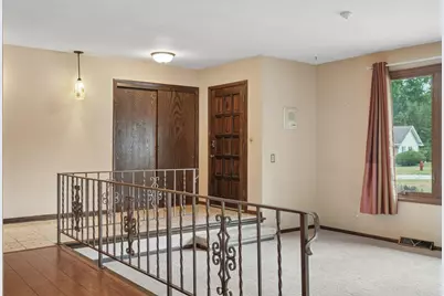 3665  Shadybrook Pl, Brookfield, WI 53005 - Photo 8