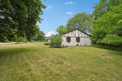 3665  Shadybrook Pl, Brookfield, WI 53005 - Photo 56