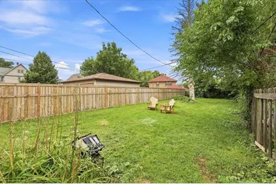 1230 E Pryor Ave, Milwaukee, WI 53207 - Photo 18
