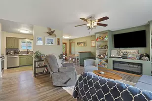 2117 Newberry Ln, Racine, WI 53402 - Photo 4
