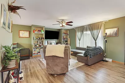 2117  Newberry Ln, Racine, WI 53402 - Photo 2