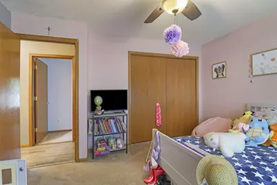 2117  Newberry Ln, Racine, WI 53402 - Photo 16
