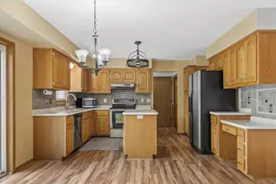 7115 Joy Marie Ln, Racine, WI 53185 - Photo 4