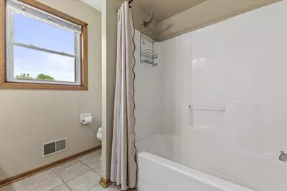 7115  Joy Marie Ln, Racine, WI 53185 - Photo 22