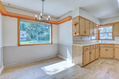 W160N8714  Patton Dr, Menomonee Falls, WI 53051 - Photo 20
