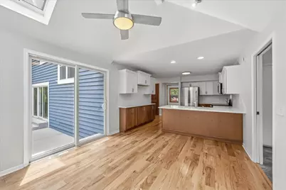 546  Beechwood Dr, Cedarburg, WI 53012 - Photo 10