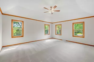 546 Beechwood Dr, Cedarburg, WI 53012 - Photo 6