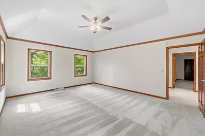 546  Beechwood Dr, Cedarburg, WI 53012 - Photo 24