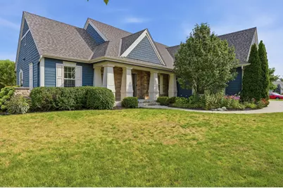 1724  Moccasin Trl, Waukesha, WI 53189 - Photo 12