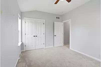 1724  Moccasin Trl, Waukesha, WI 53189 - Photo 40