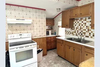 2557 N 59th St, Milwaukee, WI 53210 - Photo 10