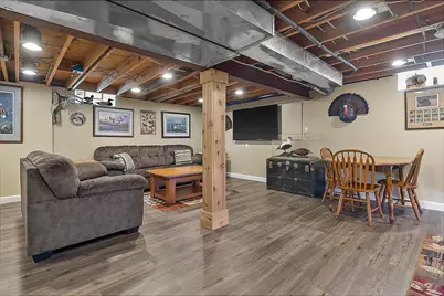 5253 S 8th St, Milwaukee, WI 53221 - Photo 24