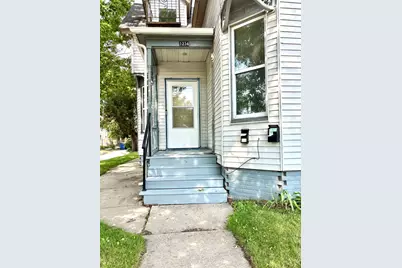 1234  Highland Ave, Racine, WI 53403 - Photo 2