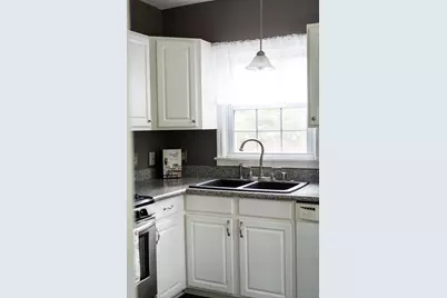 1952 N 119th St, Wauwatosa, WI 53226 - Photo 16