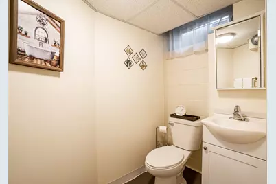 1952 N 119th St, Wauwatosa, WI 53226 - Photo 32