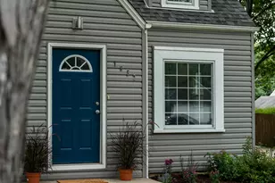 1952 N 119th St, Wauwatosa, WI 53226 - Photo 2