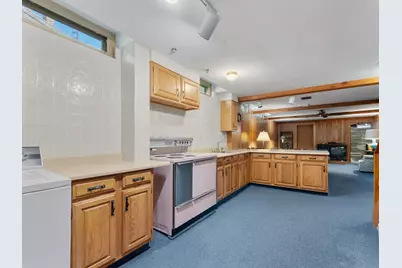 1127  Lincoln Blvd, Manitowoc, WI 54220 - Photo 46