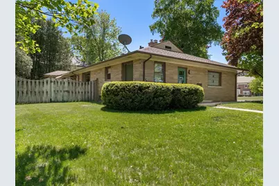 1127  Lincoln Blvd, Manitowoc, WI 54220 - Photo 22