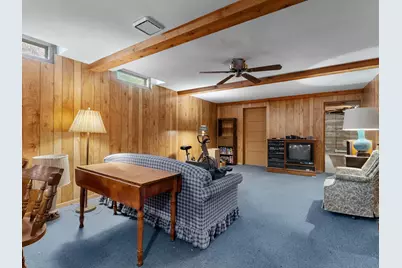 1127  Lincoln Blvd, Manitowoc, WI 54220 - Photo 48