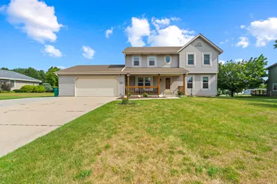N103W16612  Country Ct, Germantown, WI 53022 - Photo 2