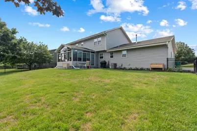N103W16612  Country Ct, Germantown, WI 53022 - Photo 40
