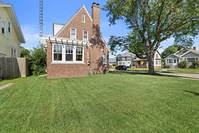 2305  71st St, Kenosha, WI 53143 - Photo 34