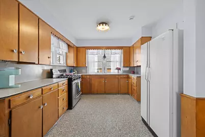 2305  71st St, Kenosha, WI 53143 - Photo 18