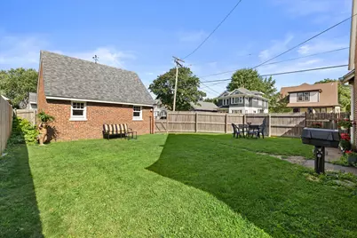 2305  71st St, Kenosha, WI 53143 - Photo 40