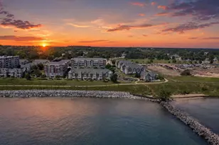 3862 S Lake Dr, Saint Francis, WI 53235 - Photo 36
