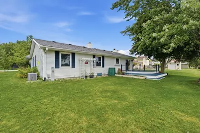 10119  Dunkelow Rd, Racine, WI 53126 - Photo 30