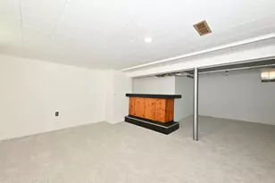 3672 S 19th St, Milwaukee, WI 53221 - Photo 16
