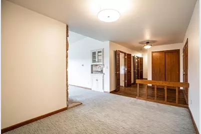 N85W15650  Ridge Rd #302, Menomonee Falls, WI 53051 - Photo 12