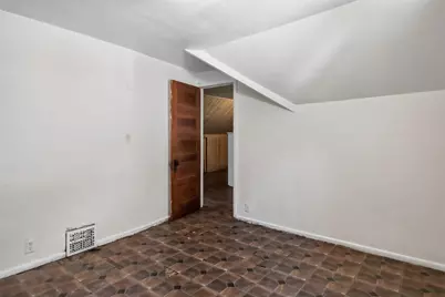 2621 N 49th St, Milwaukee, WI 53210 - Photo 24