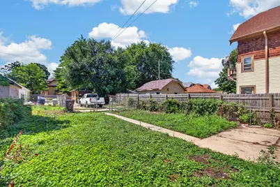 2621 N 49th St, Milwaukee, WI 53210 - Photo 26