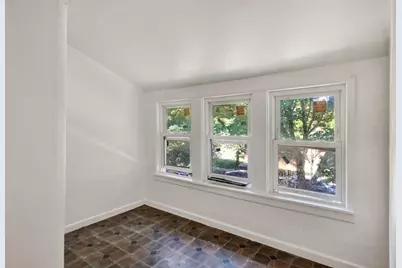 2621 N 49th St, Milwaukee, WI 53210 - Photo 20